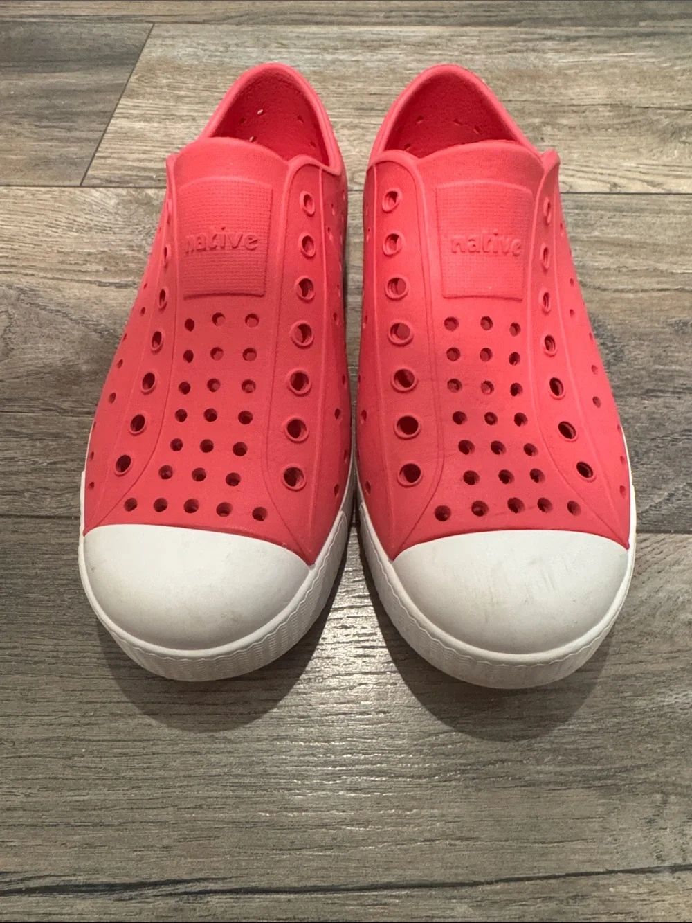 Native Jefferson Slip Ons Sz J2